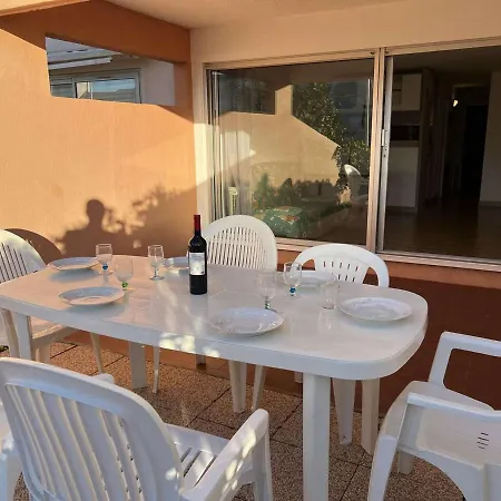 Grand 3 Pieces Avec Terrasse, Lave-linge Et Lave-vaisselle, Animaux Acceptes - Fr-1-702-24 * Агд