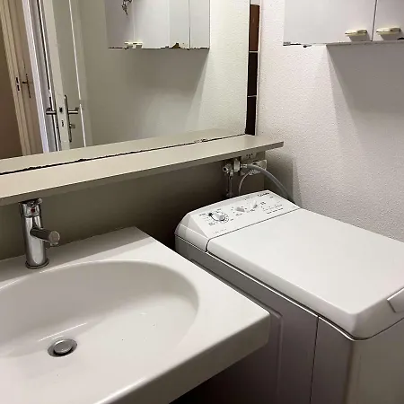 Grand 3 Pieces Avec Terrasse, Lave-linge Et Lave-vaisselle, Animaux Acceptes - Fr-1-702-24 * Agde