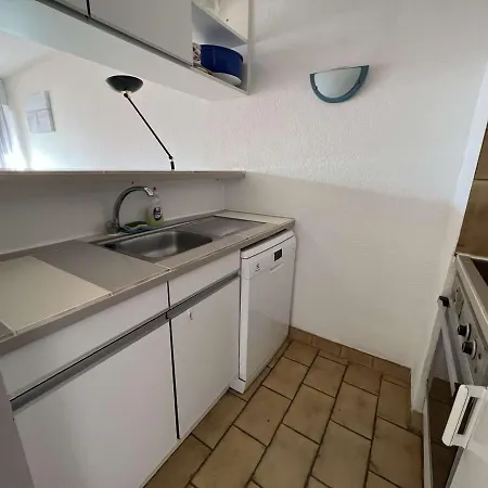 Apartment Grand 3 Pieces Avec Terrasse, Lave-linge Et Lave-vaisselle, Animaux Acceptes - Fr-1-702-24