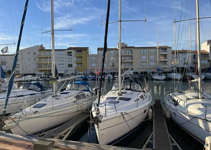 Grand 3 Pieces Avec Terrasse, Lave-linge Et Lave-vaisselle, Animaux Acceptes - Fr-1-702-24 * Agde